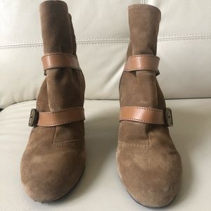 Via Spiga Felice tan suede wedge bootie.